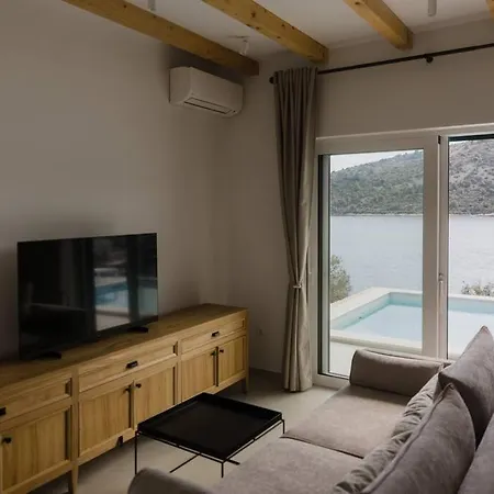 Villa Beachfront Retreat Vinišće